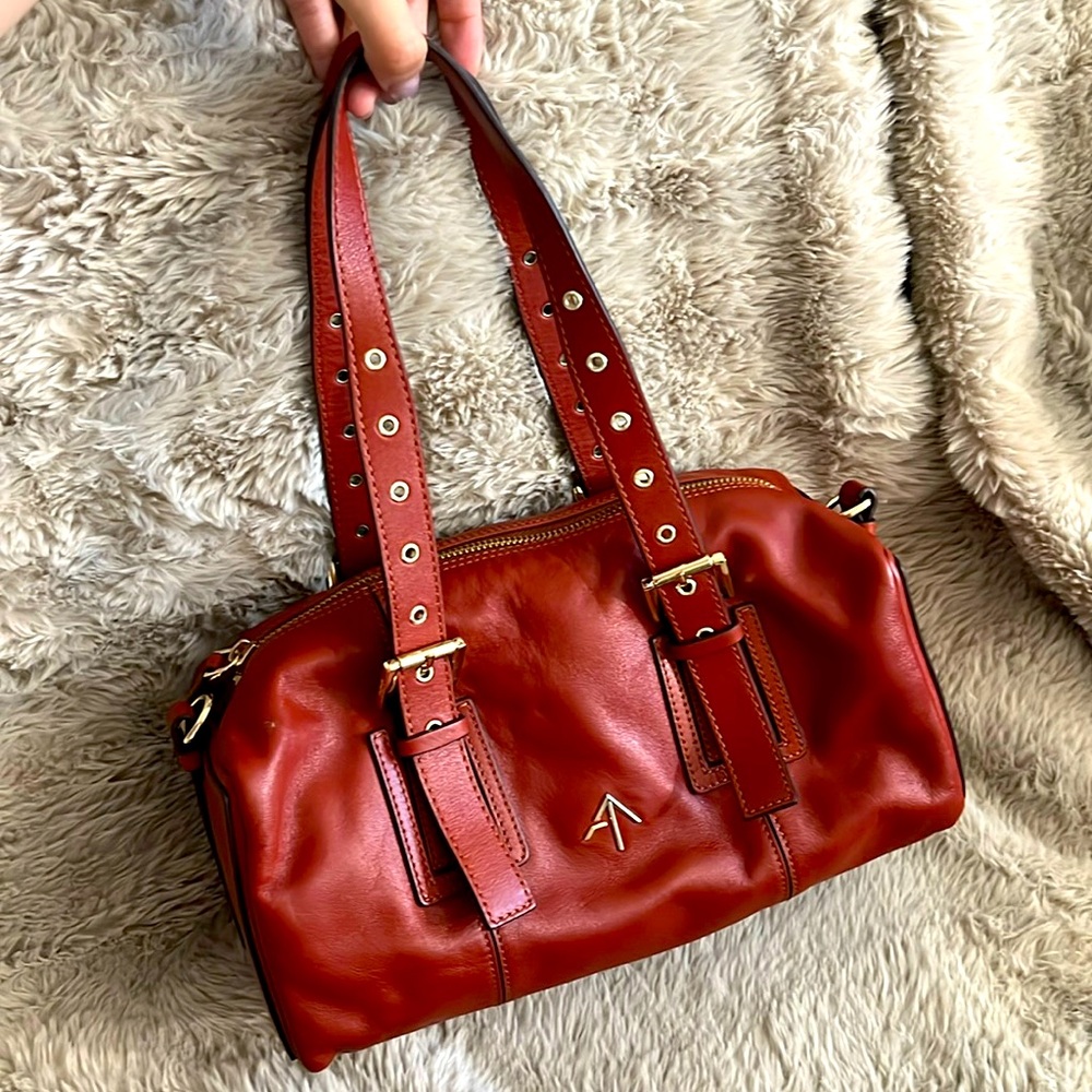 Manu Atelier Treta Shoulder bag